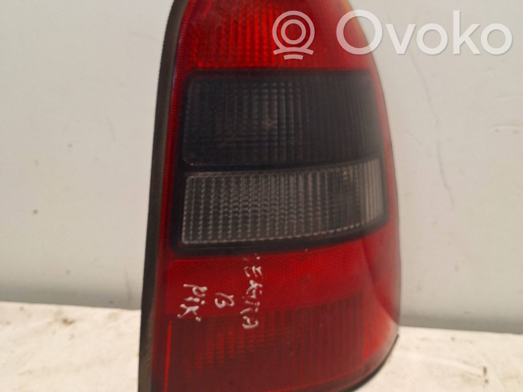 Opel Vectra B Luci posteriori 