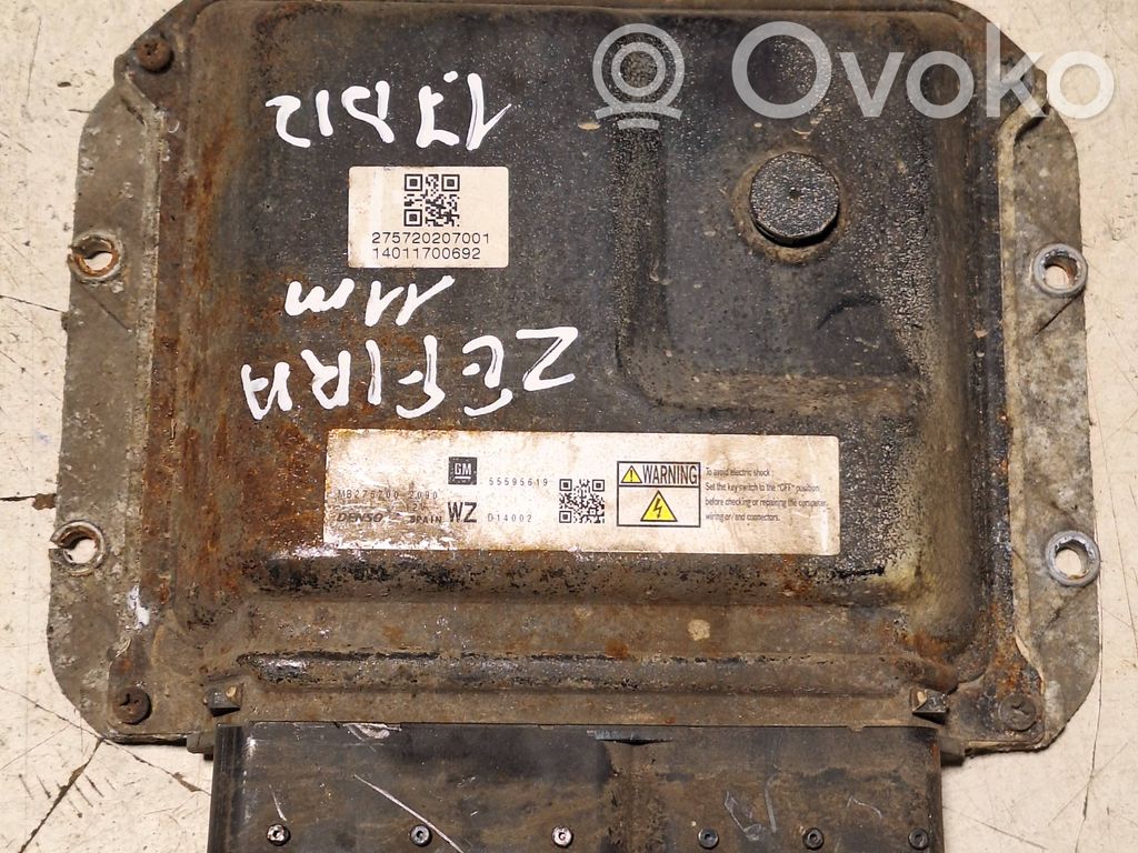 Opel Zafira B Engine control unit/module 