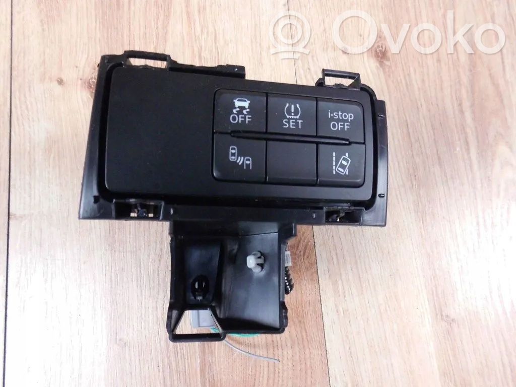 Mazda 2 A set of switches 