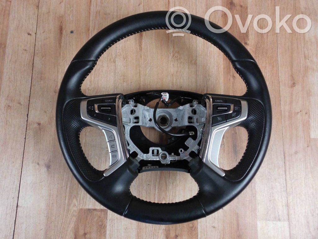 Mitsubishi Outlander Ohjauspyörä 