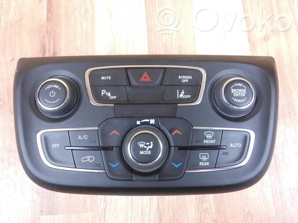 Jeep Compass Climate control/heater control trim 