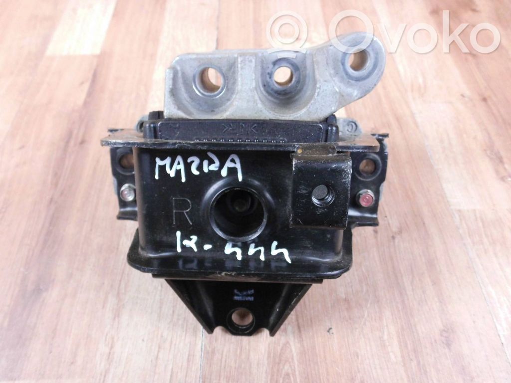 Mitsubishi Outlander Engine mount bracket 