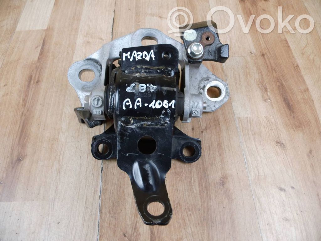 Mazda CX-5 II Engine mount bracket 