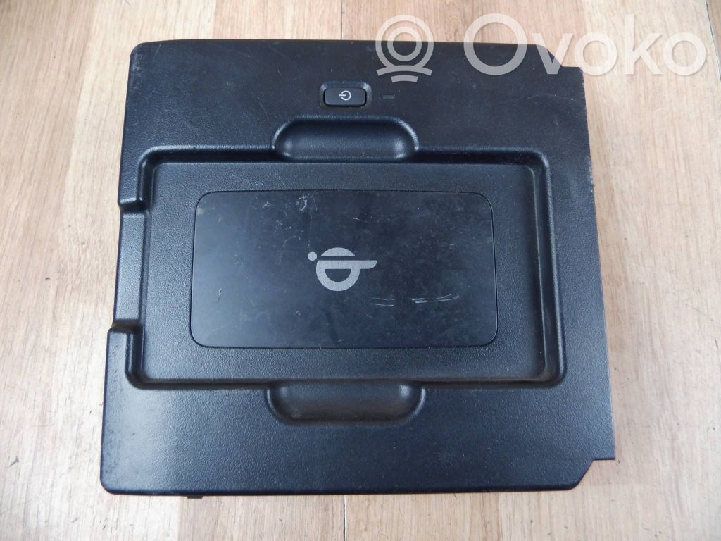 Lexus NX Wireless charging module 