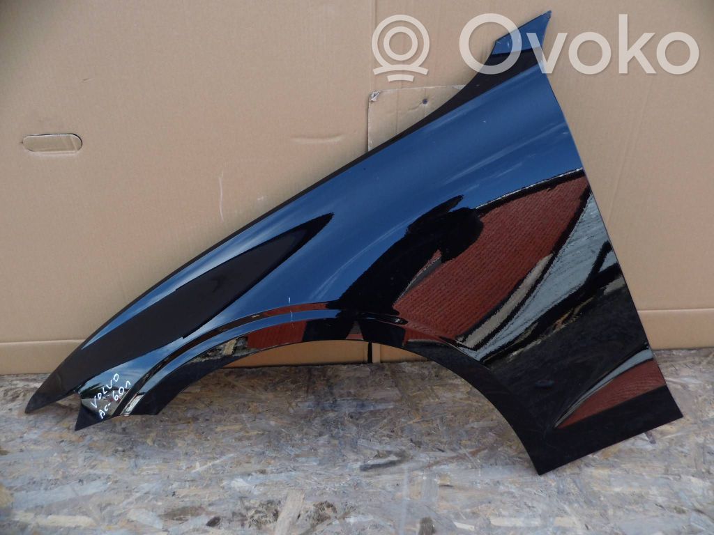 Volvo V60 Sparnas 
