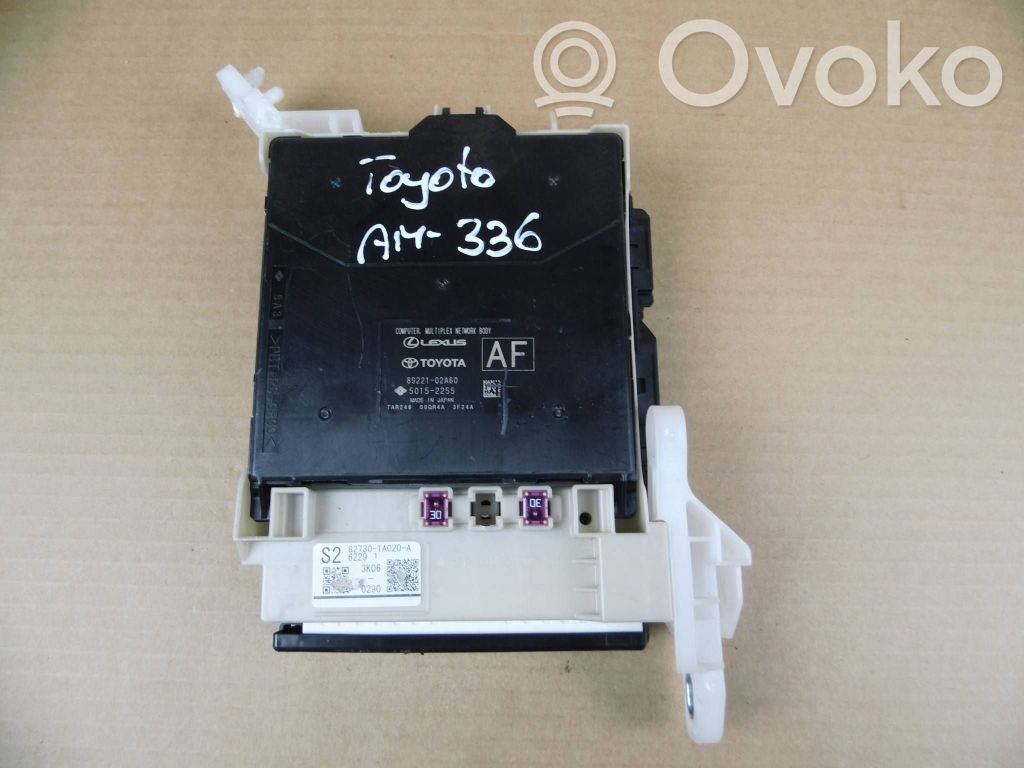 Toyota Corolla E210 E21 Comfort/convenience module 