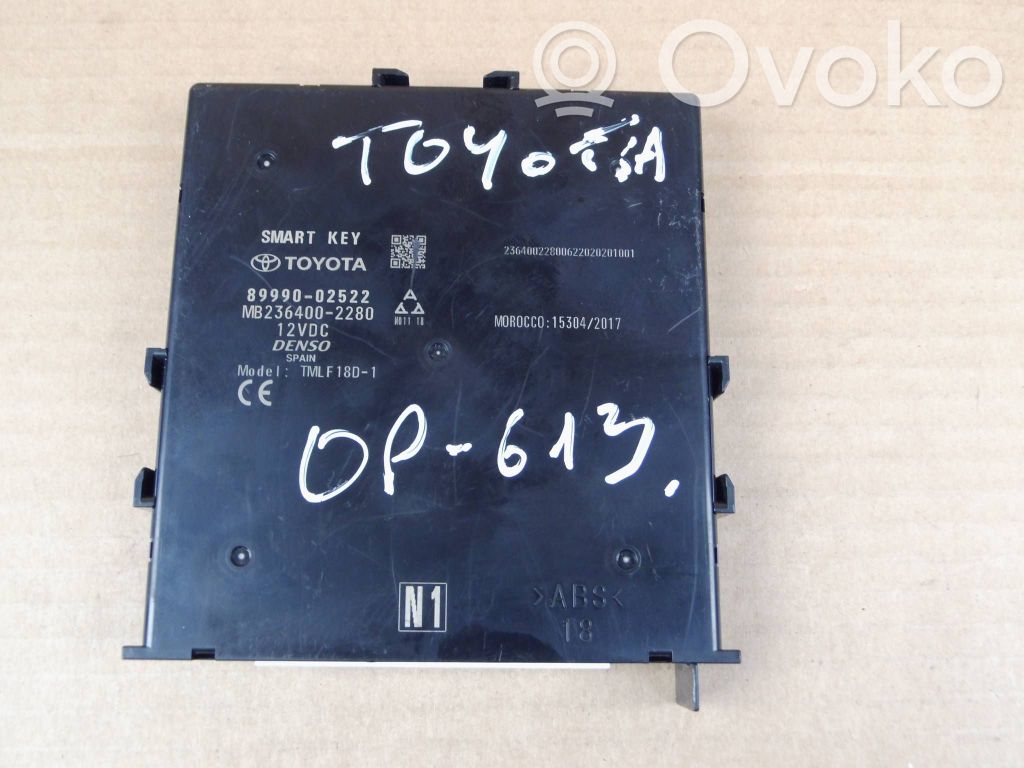 Toyota Corolla E210 E21 Unidad de control/módulo del control remoto 