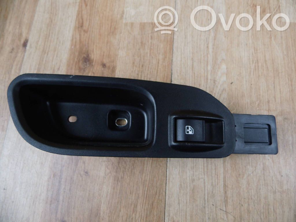 Fiat Tipo Electric window control switch 