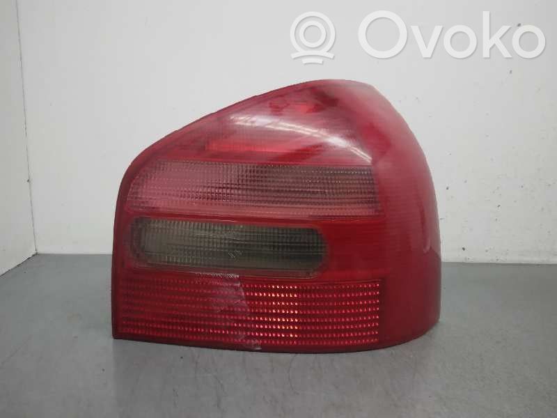 Audi A3 S3 8L Luz trasera/de freno 