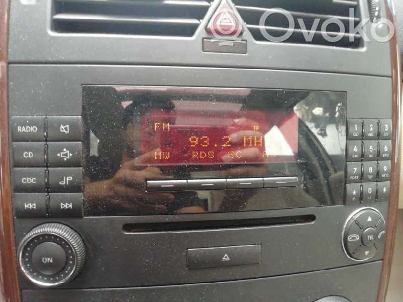 Mercedes-Benz A W169 Unitate control sunet HiFi Audio