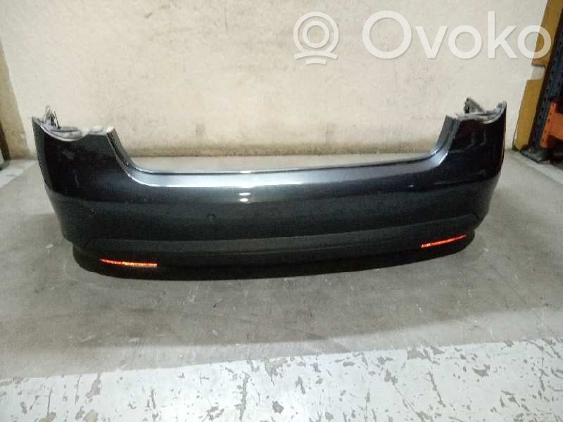 Volkswagen Jetta V Parachoques 