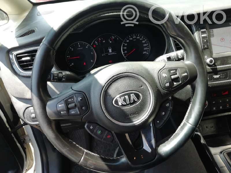 KIA Carens III Руль 