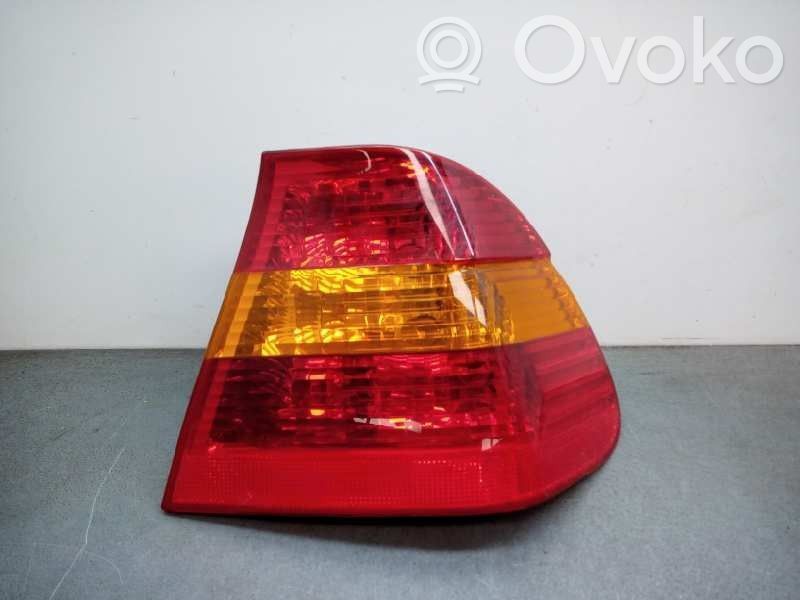 BMW 3 E46 Aizmugurējais lukturis virsbūvē 