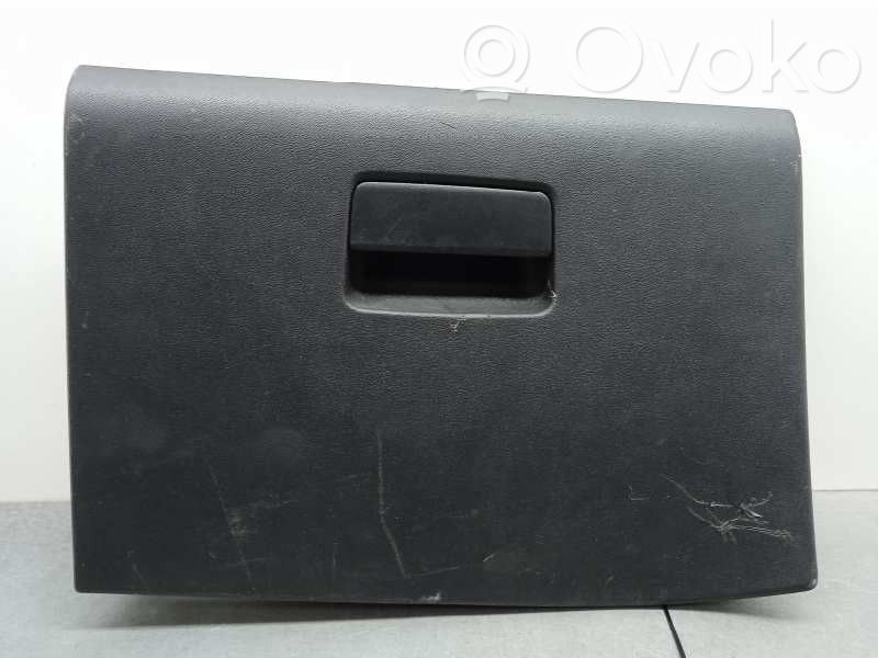 Glove box   MUYROZADA