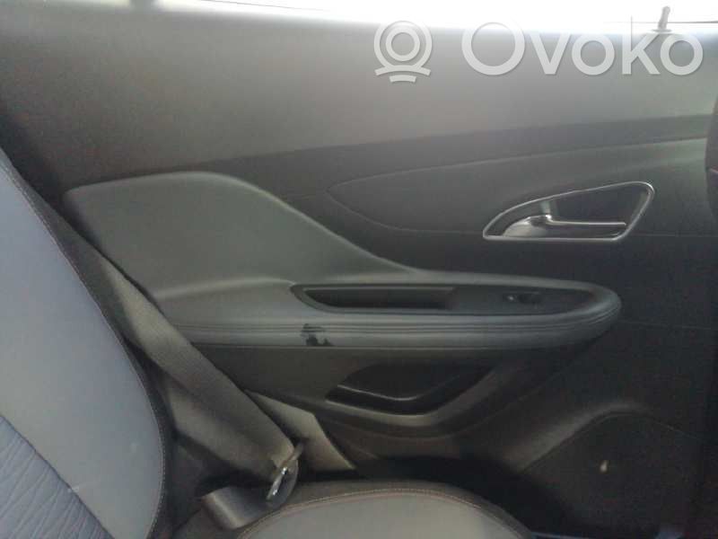 Opel Mokka Rivestimento del pannello della portiera posteriore 