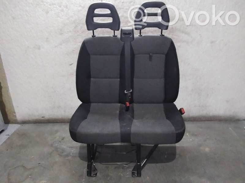 Fiat Ducato Etumatkustajan istuin 
