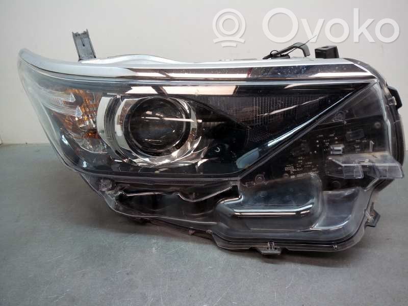 Toyota Auris E180 Scheinwerfer 