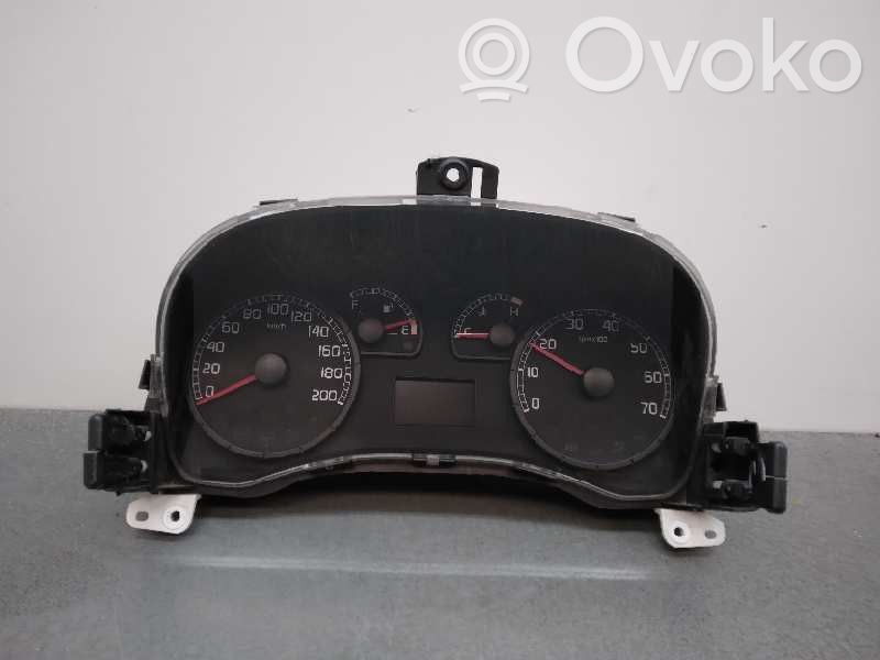 Fiat Punto (188) Tachimetro (quadro strumenti) 