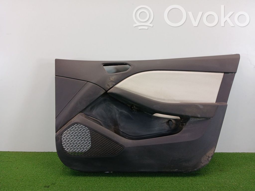 Renault Clio IV Revestimiento de puerta delantera 