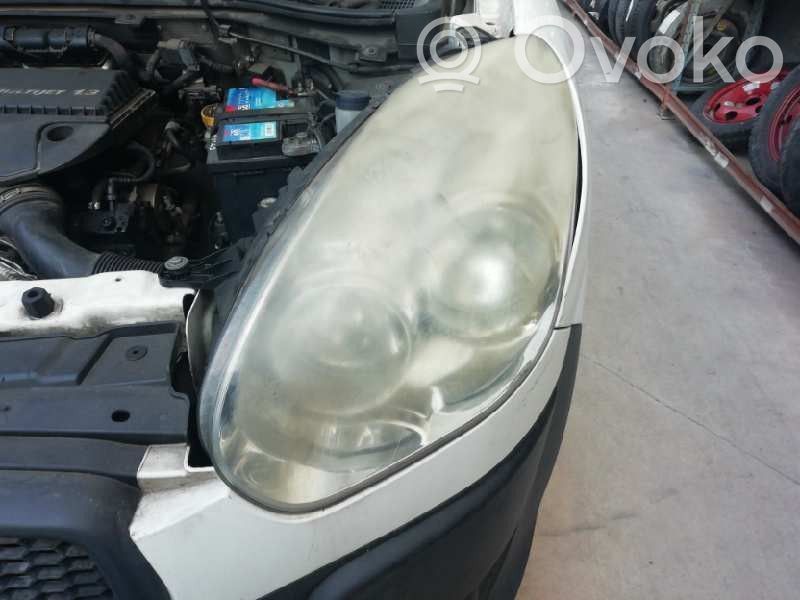 Fiat Doblo Phare frontale