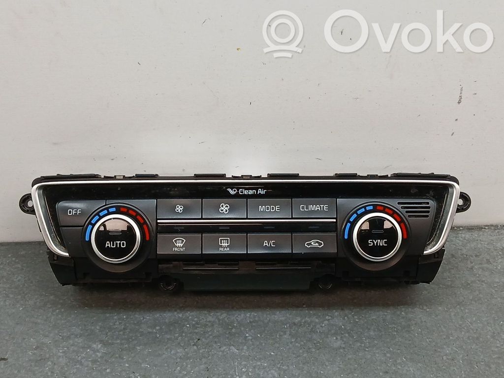 KIA Optima Climate control unit 
