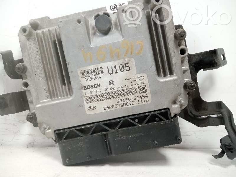 KIA Carens III Sterownik / Moduł ECU 
