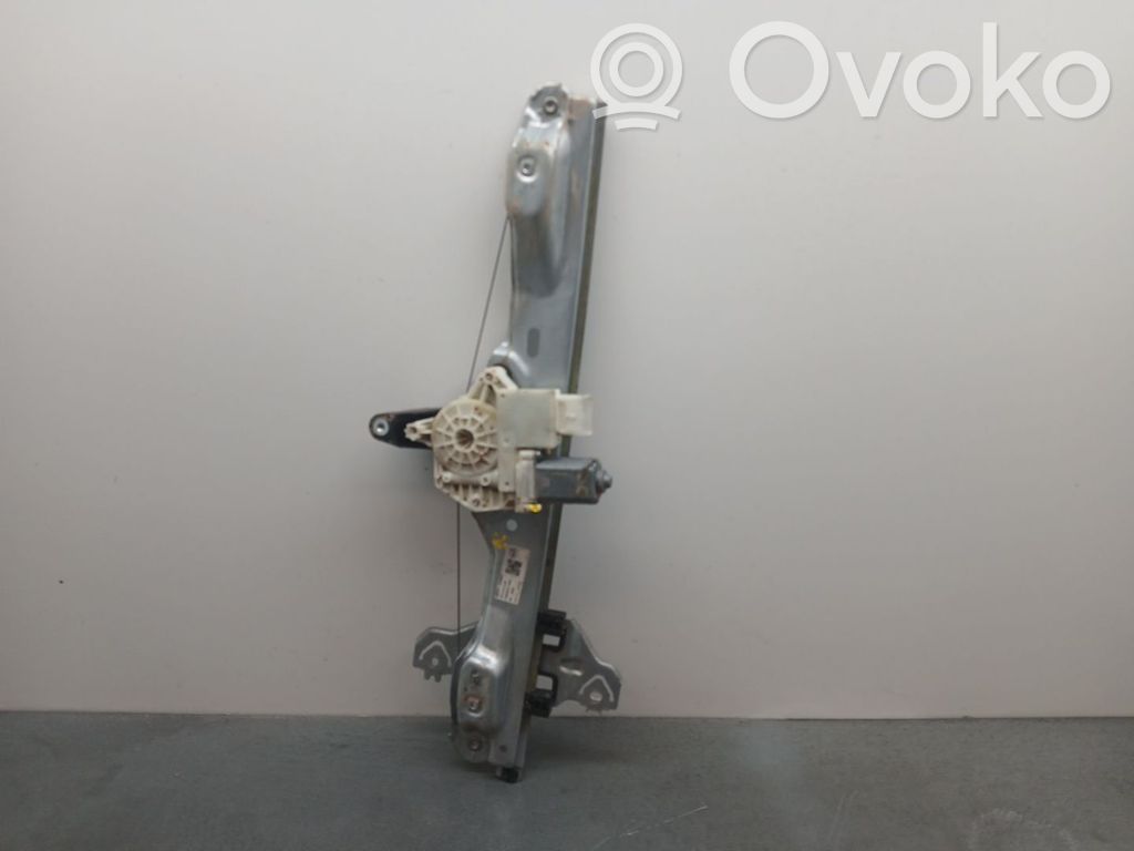 Nissan Qashqai Manualny podnośnik szyby drzwi przednich 