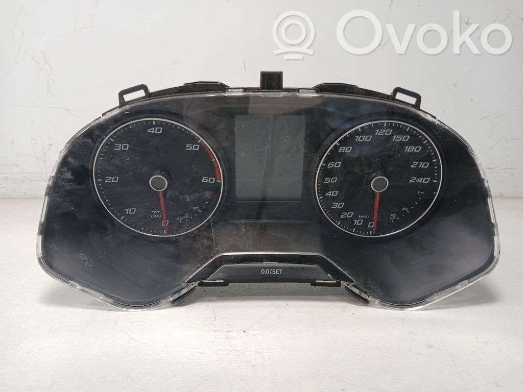 Seat Arona Nopeusmittari (mittaristo) 