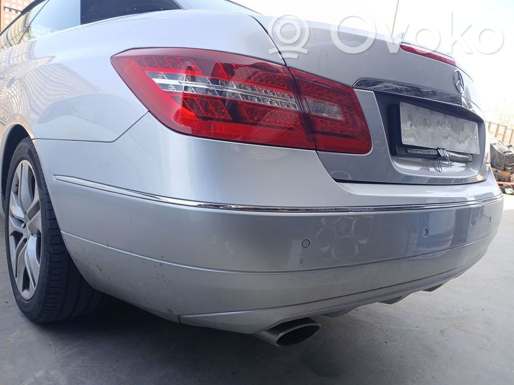 Mercedes-Benz E A207 Paraurti