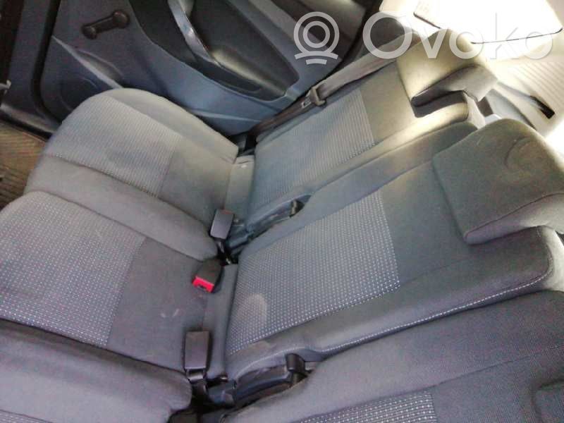 Ford C-MAX II Rear seat 