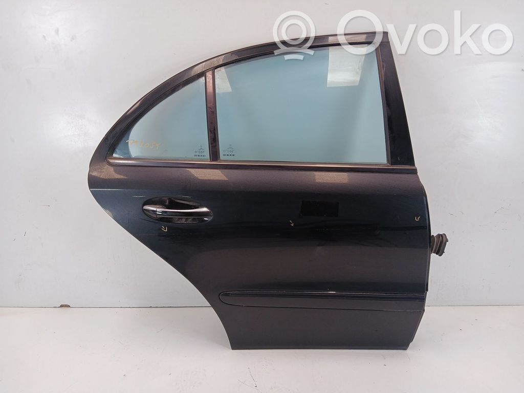 Mercedes-Benz E W211 Puerta trasera 
