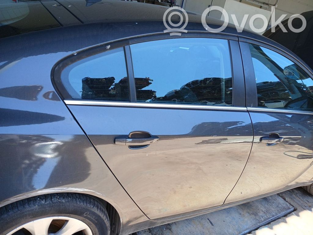 Opel Insignia A Puerta trasera 