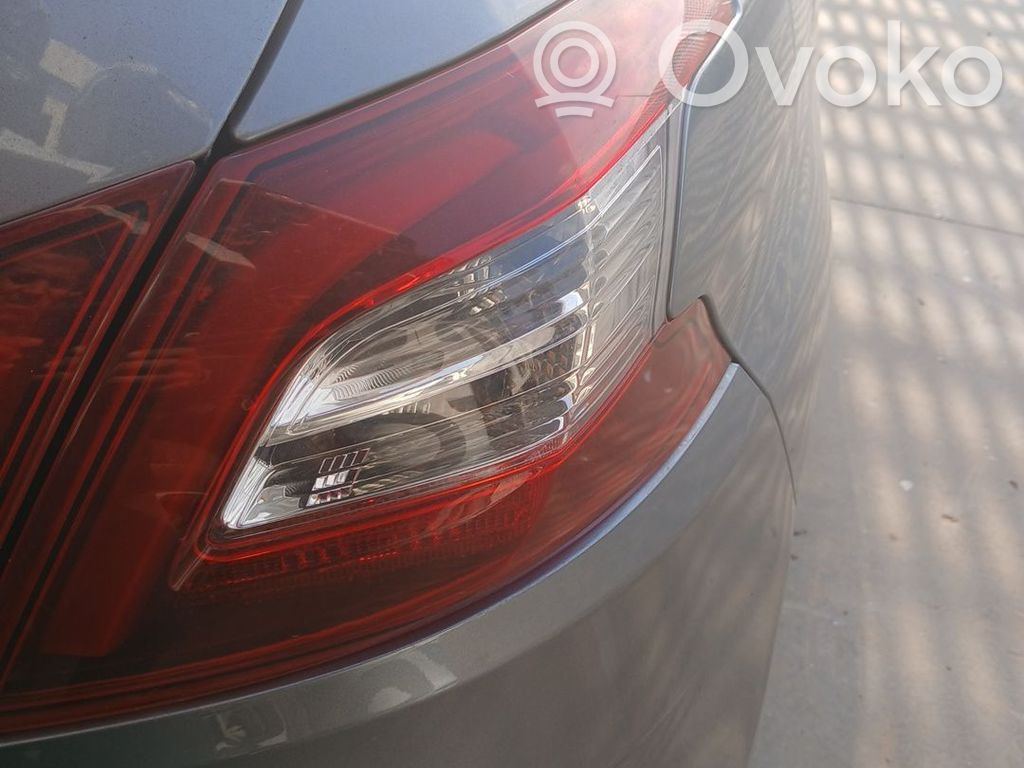 Peugeot 308 Lampă spate în caroserie 