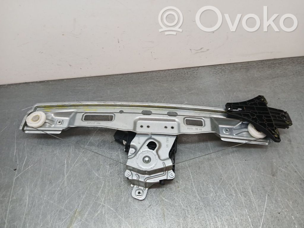 Opel Zafira B Elektryczny podnośnik szyby drzwi tylnych 