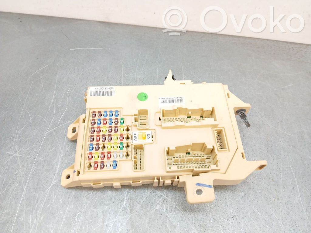 KIA Carens III Unitate control BSM 