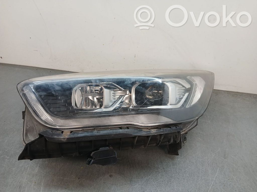 Ford Kuga II Phare frontale 