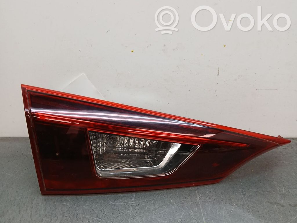 Mazda 3 III Takavalot 