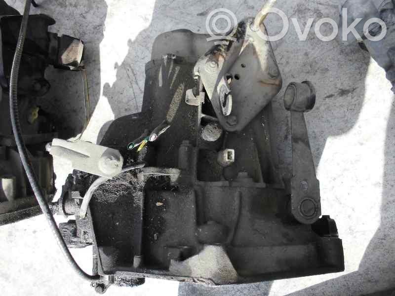 Peugeot 106 Mehāniska 5 ātrumu pārnesumkārba 