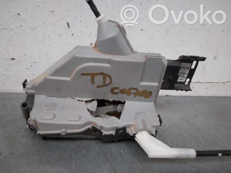 Peugeot 3008 I Rear door lock 