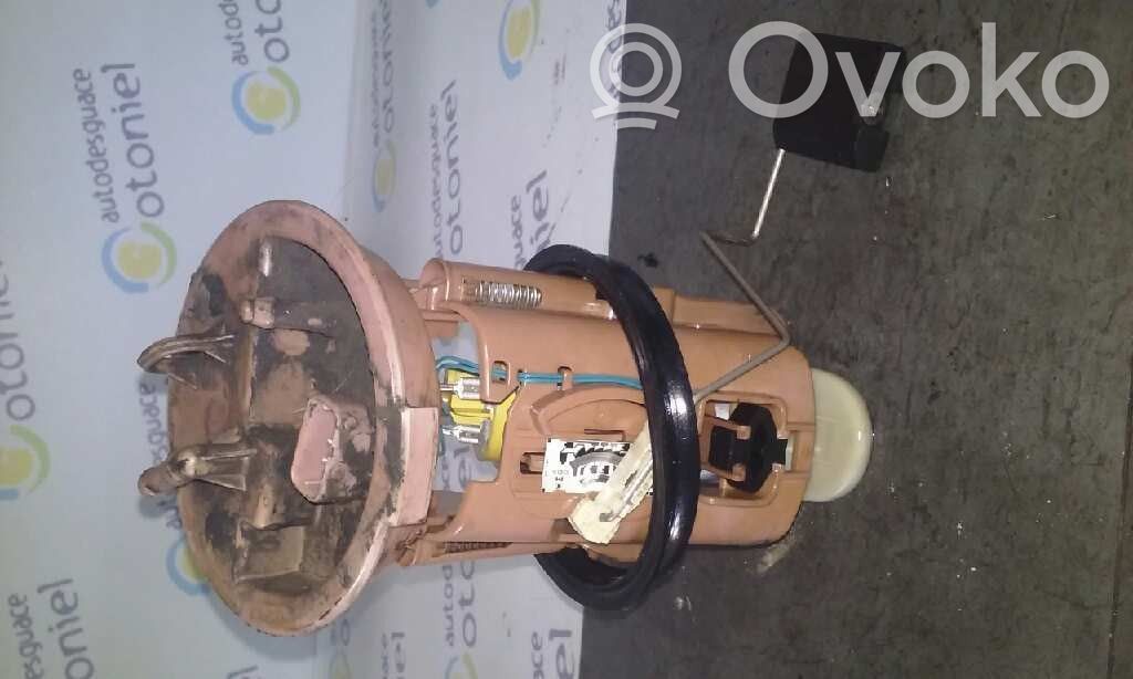 Pompe à carburant   6750582