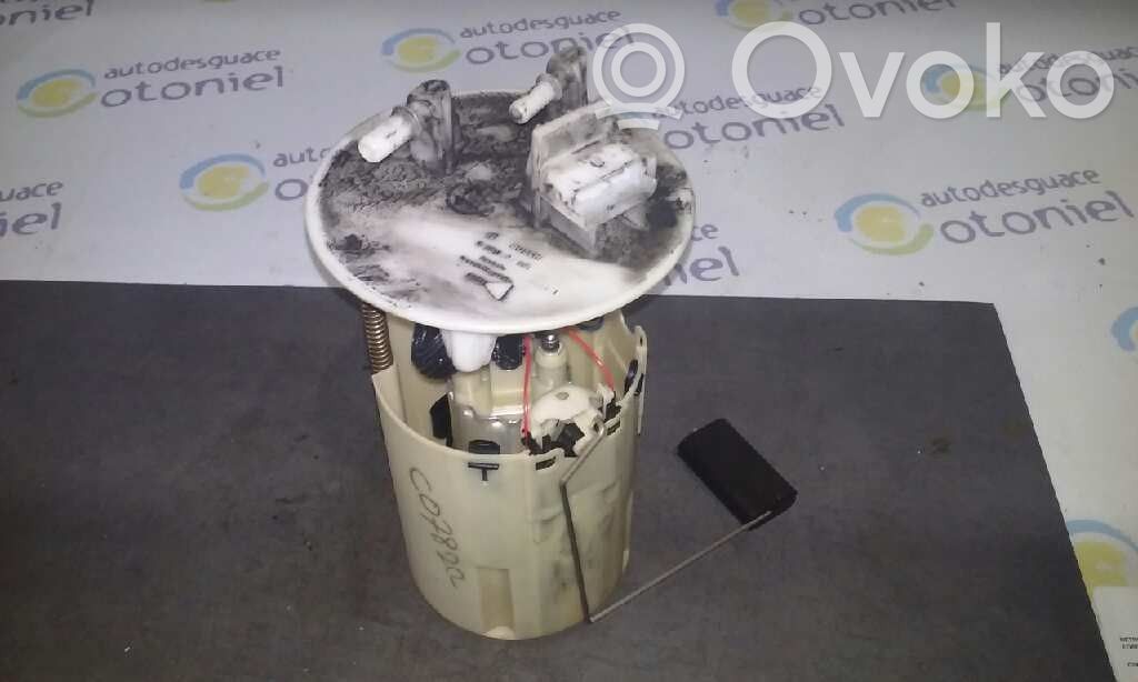 Fiat Idea Bomba interna de combustible 