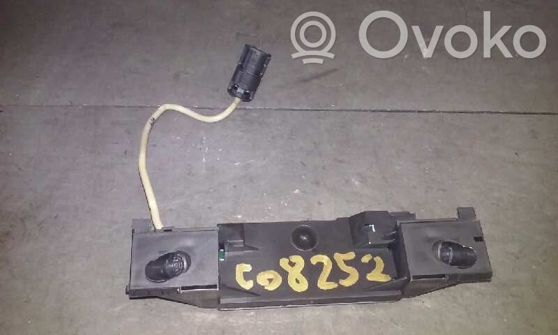 Sensor   8E0951177