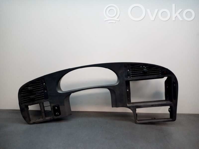 Saab 9-5 Centrālā konsole 