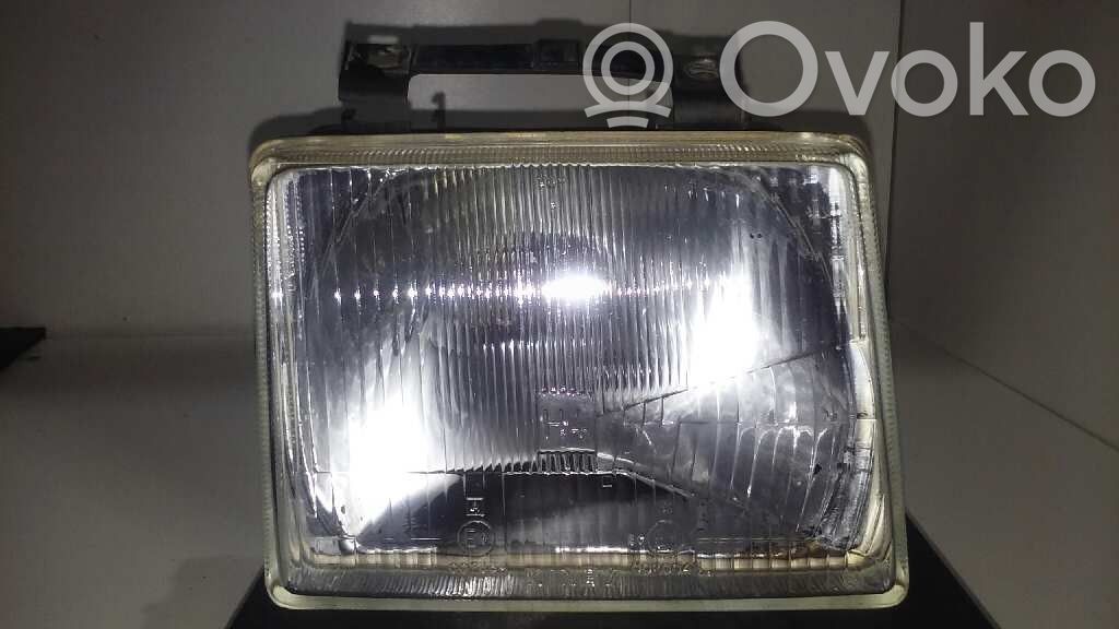 Opel Corsa A Etu-/Ajovalo 