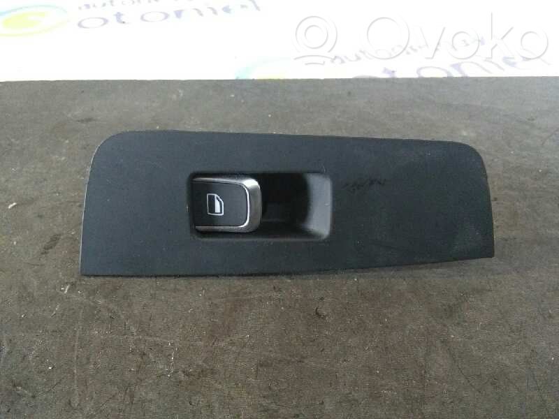 Audi A1 Electric window control switch 