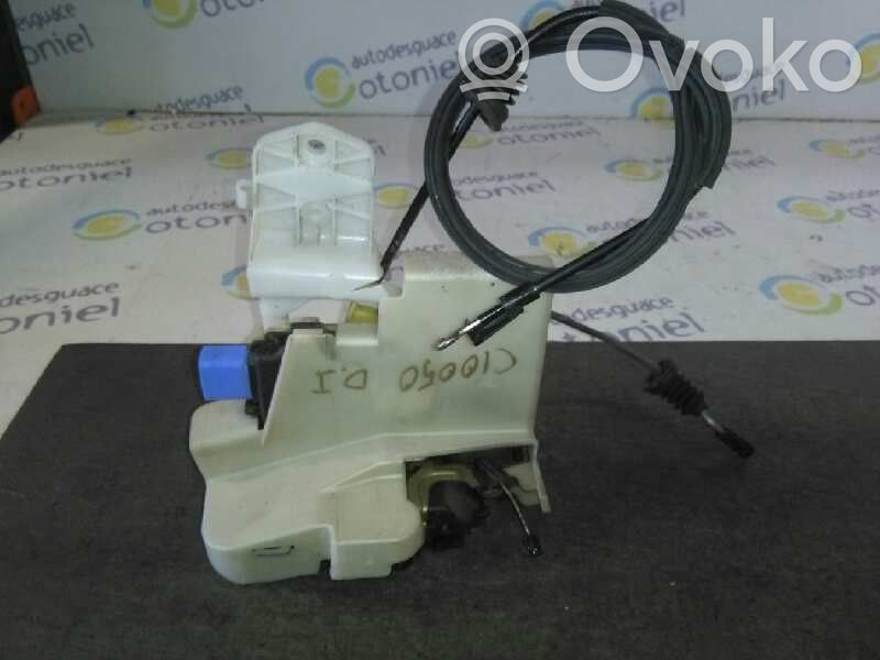 Volkswagen Polo IV 9N3 Serratura portiera anteriore 
