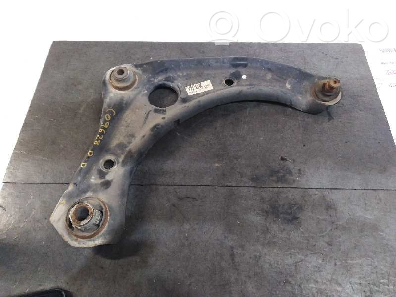 Nissan Note (E12) Triangle bras de suspension inférieur avant