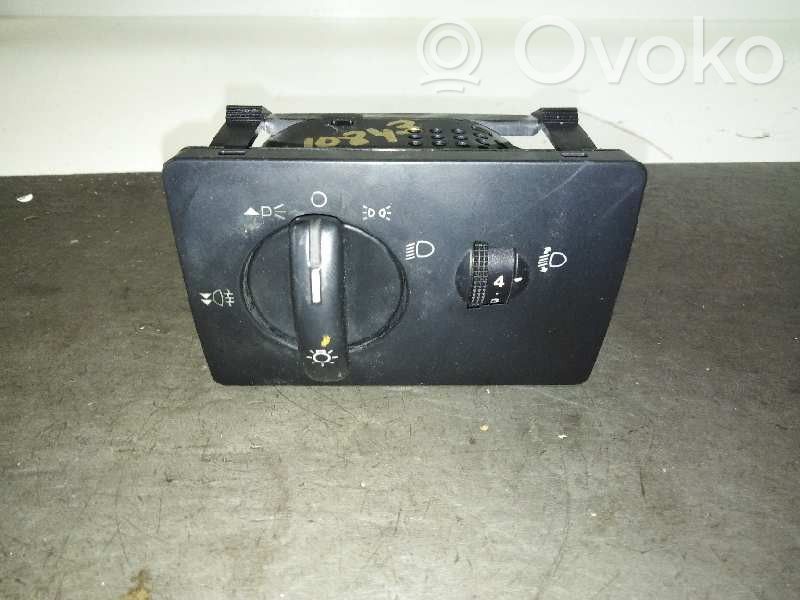 Ford Focus Interruptor de control del panel de luces 