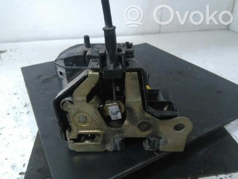 Renault Megane I Etuoven lukko 