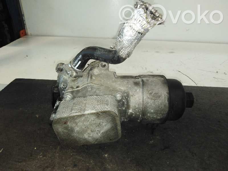 Oil filter mounting bracket